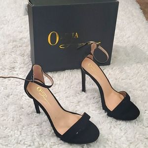 LAST CALL! MUST GO TODAY! Black Sandals